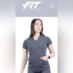 EvrPur FIT Women’s Small “Pocket Plus” Scrub top in Gray